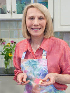 Nancy Baggett holding cookies